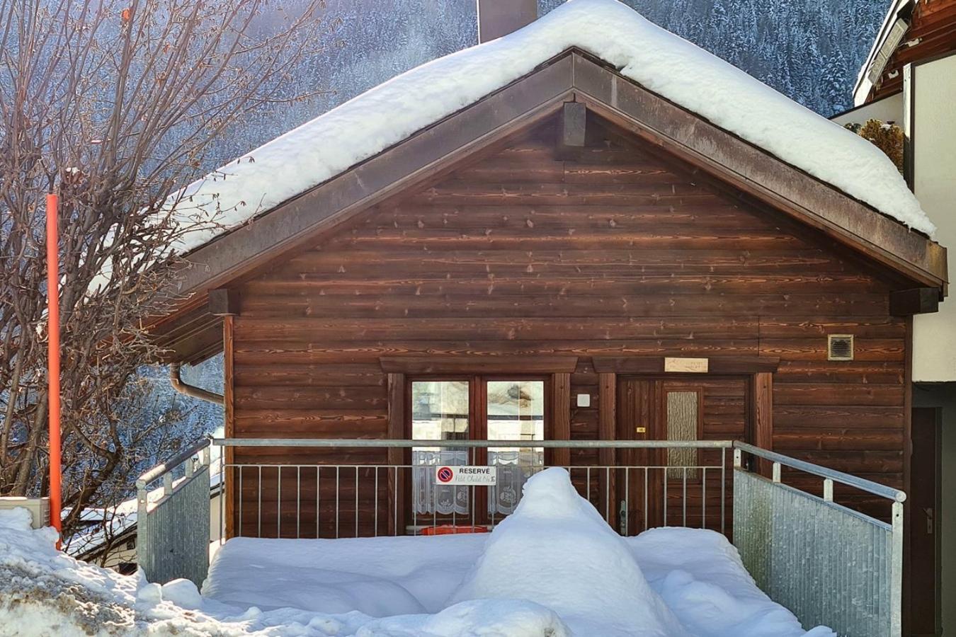 Chalet Le Petit - Wallis View *